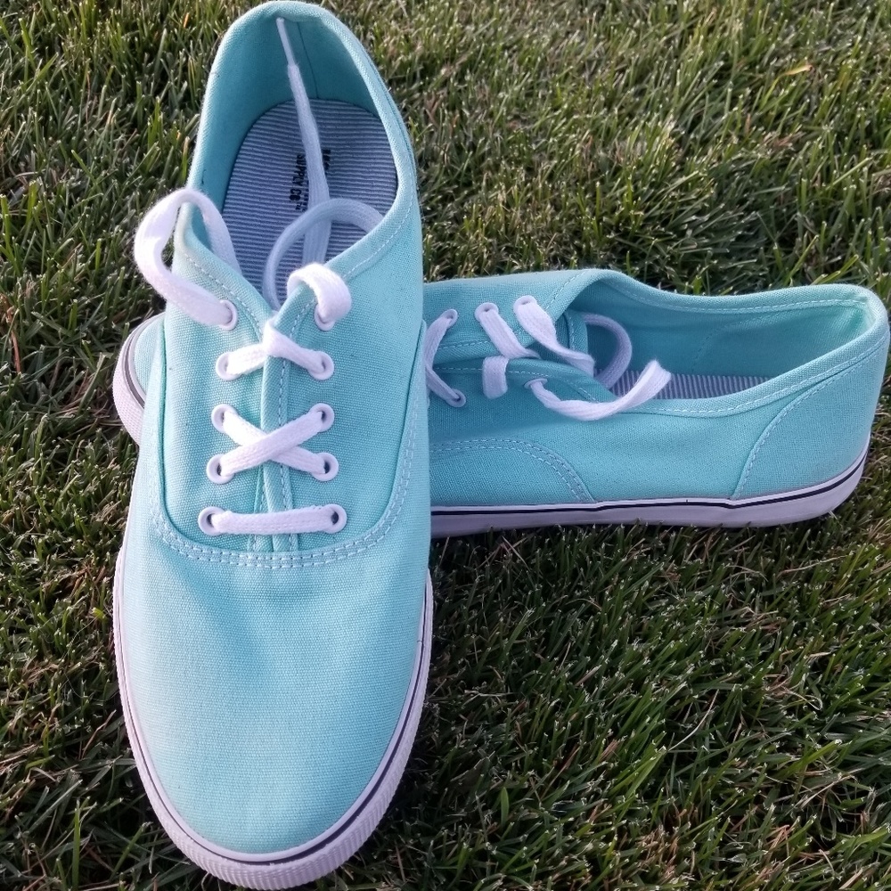 Mossimo Canvas Shoes